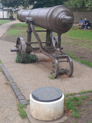 Ely canon